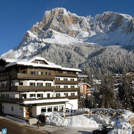 Hotel Colfosco San Martino Di Castrozza Kültér fotó