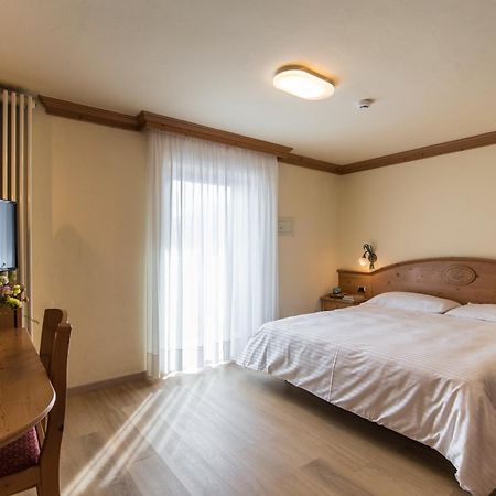 Hotel Colfosco San Martino Di Castrozza Kültér fotó