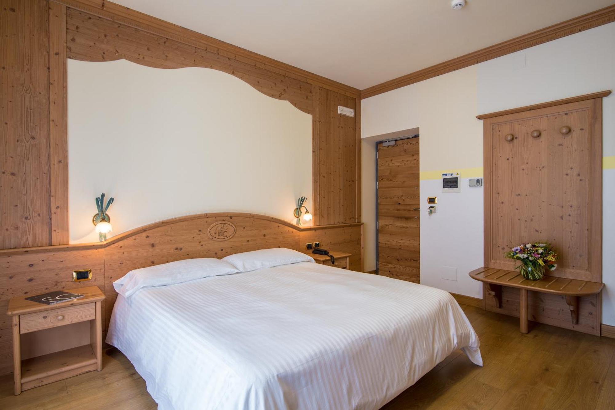 Hotel Colfosco San Martino Di Castrozza Szoba fotó